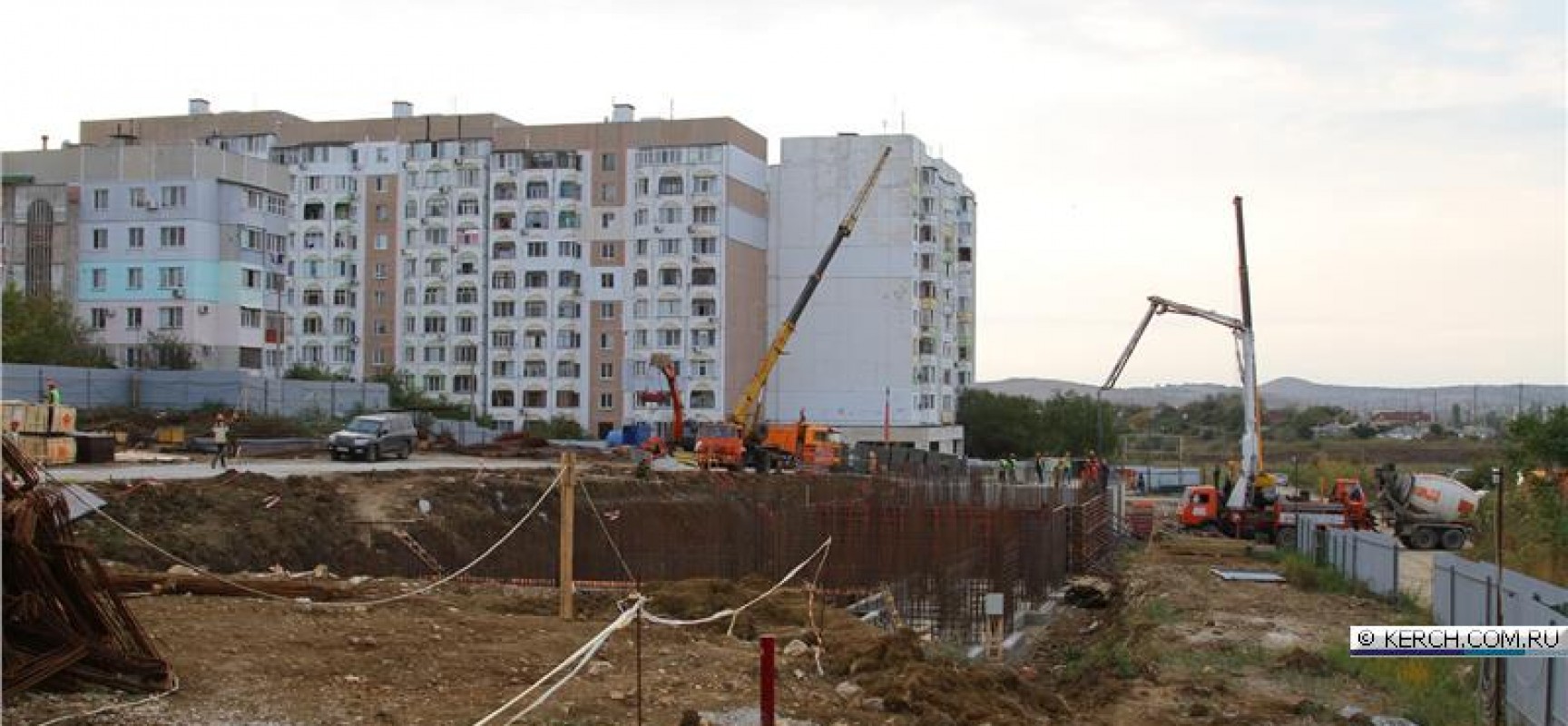 В Керчи ускорились работы по возведению двух домов для переселенцев с Цементной Слободки