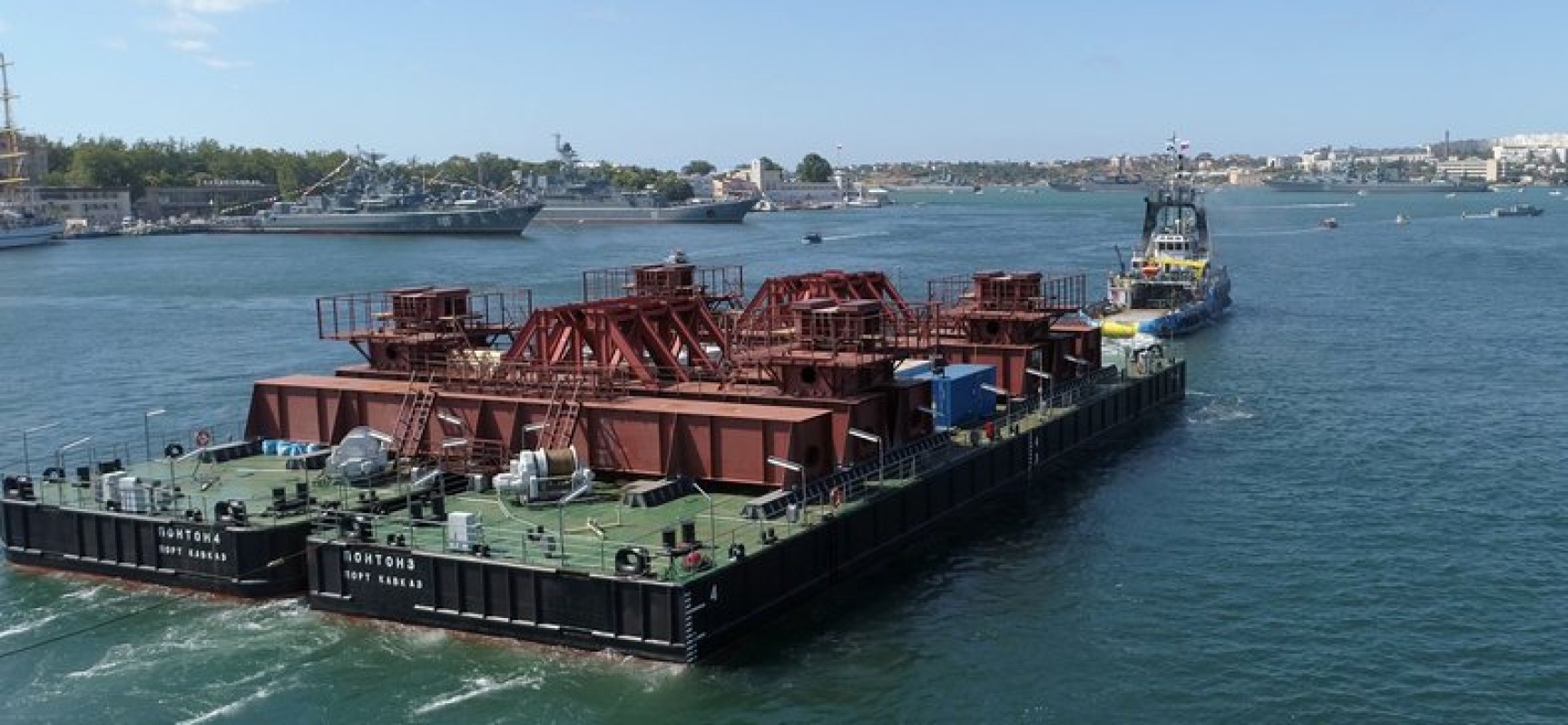 В Керчь прибыла первая плавопора для перевозки арок Крымского моста